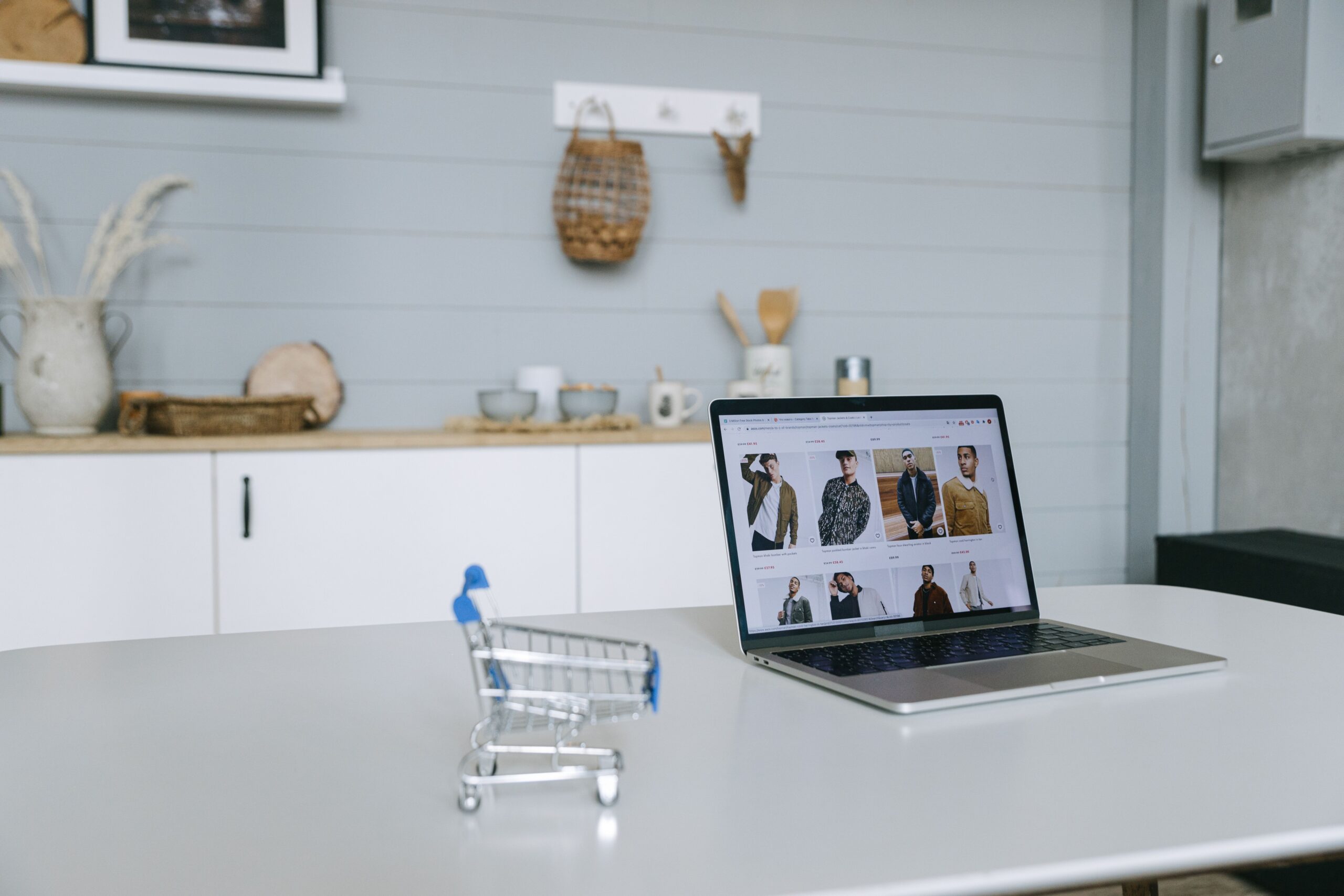 Jak wybrać agencję PrestaShop w 2026? Checklista przed RFP