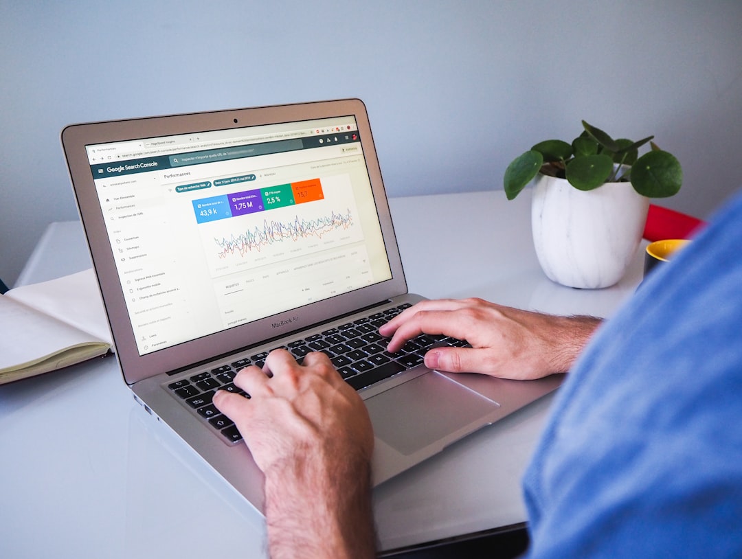 Optymalizacja SEO PrestaShop: adresy, duplikaty i przekierowania